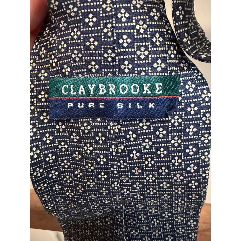 Vintage Claybrooke silk Necktie-Navy with gray geometric pattern - Picture 3 of 4
